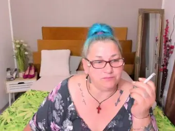 BlondyBigBoobs  live sex cam