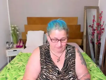 BlondyBigBoobs  live sex cam