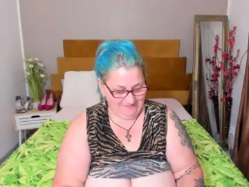 BlondyBigBoobs  live sex cam