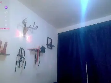 DakariaHills  live sex cam