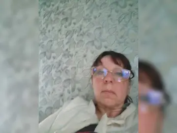 Edel33x  live sex cam