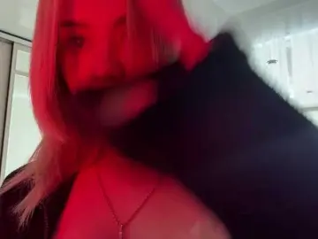 Kaderii1  live sex cam