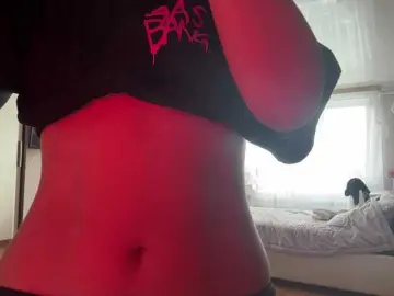 Kaderii1  live sex cam