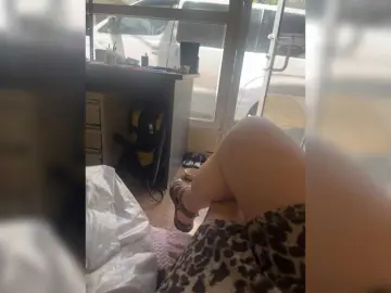 Queen-love  live sex cam