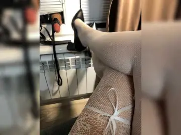 Queen-love  live sex cam