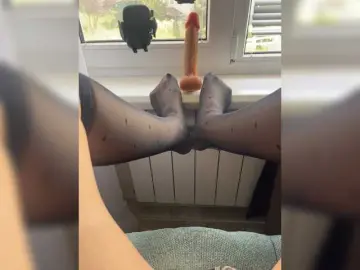 Queen-love  live sex cam