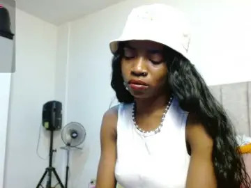 Siara-will  live sex cam