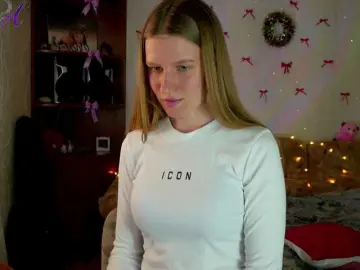 LunaEvan  live sex cam