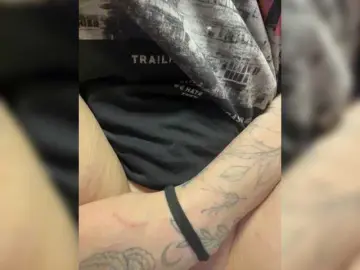 MuffMuffin  live sex cam