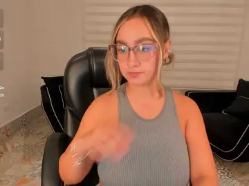NovaSinclair  live sex cam