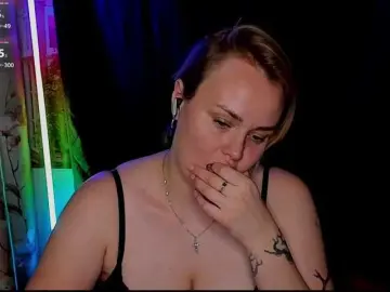 VickiRose  live sex cam