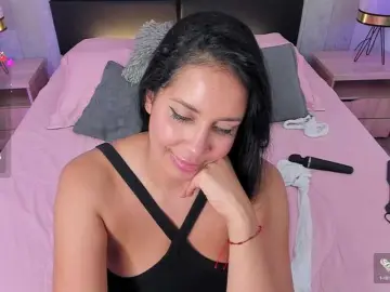 ZamaraSweet  live sex cam