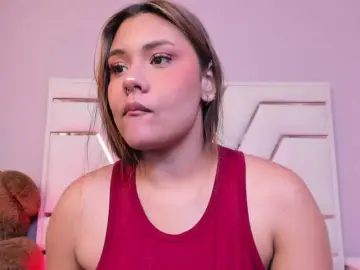 AlannaRousse  live sex cam