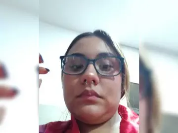 AlannaRousse  live sex cam