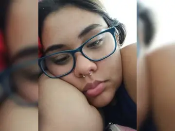 AlannaRousse  live sex cam