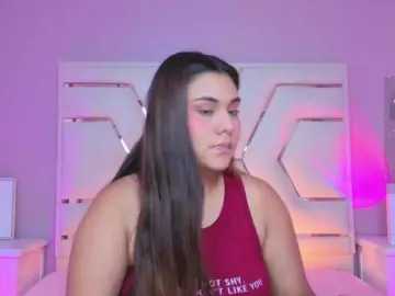 AlannaRousse  live sex cam