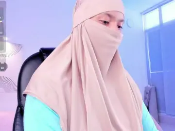 Aura-cuutee  live sex cam