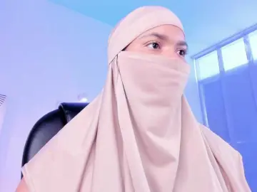 Aura-cuutee  live sex cam