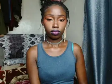 Boughie-birdy  live sex cam