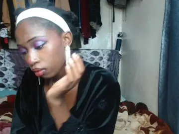Boughie-birdy  live sex cam