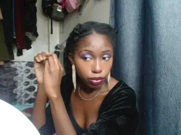 Boughie-birdy  live sex cam
