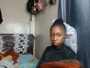 Boughie-birdy  live sex cam