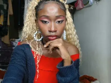 Boughie-birdy  live sex cam