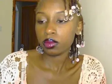 Boughie-birdy  live sex cam