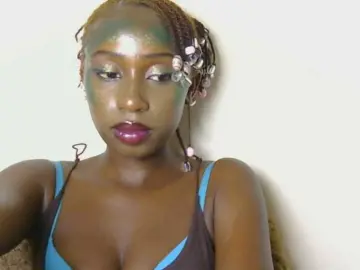 Boughie-birdy  live sex cam