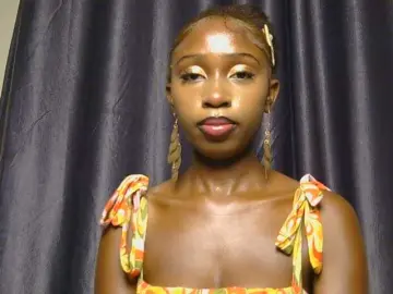 Boughie-birdy  live sex cam