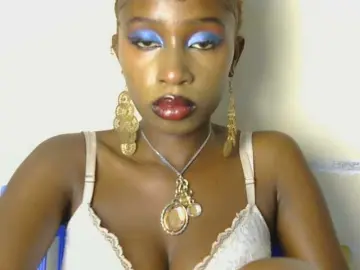 Boughie-birdy  live sex cam