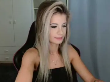 KristineNatural  live sex cam