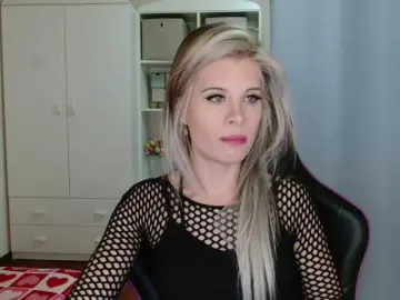 KristineNatural  live sex cam