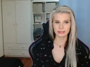 KristineNatural  live sex cam