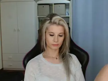 KristineNatural  live sex cam