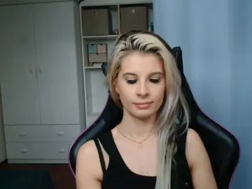KristineNatural  live sex cam
