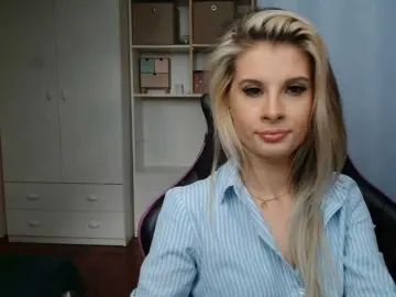 KristineNatural  live sex cam