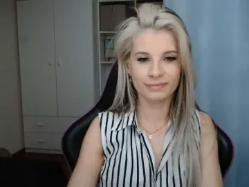 KristineNatural  live sex cam