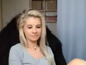 KristineNatural  live sex cam