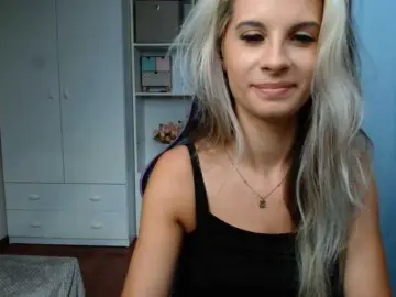 KristineNatural  live sex cam
