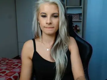 KristineNatural  live sex cam
