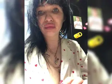 Kukla399  live sex cam