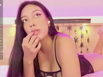 Mia-Rivers  live sex cam