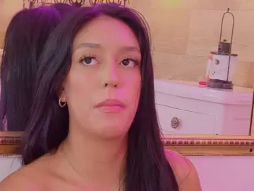 Mia-Rivers  live sex cam