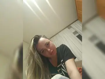 SashaMitchell  live sex cam