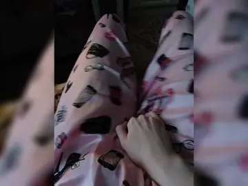 ZaraSss  live sex cam