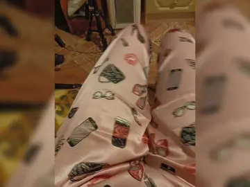 ZaraSss  live sex cam