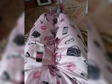 ZaraSss  live sex cam