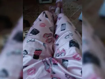 ZaraSss  live sex cam