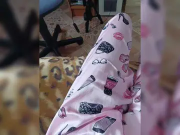 ZaraSss  live sex cam